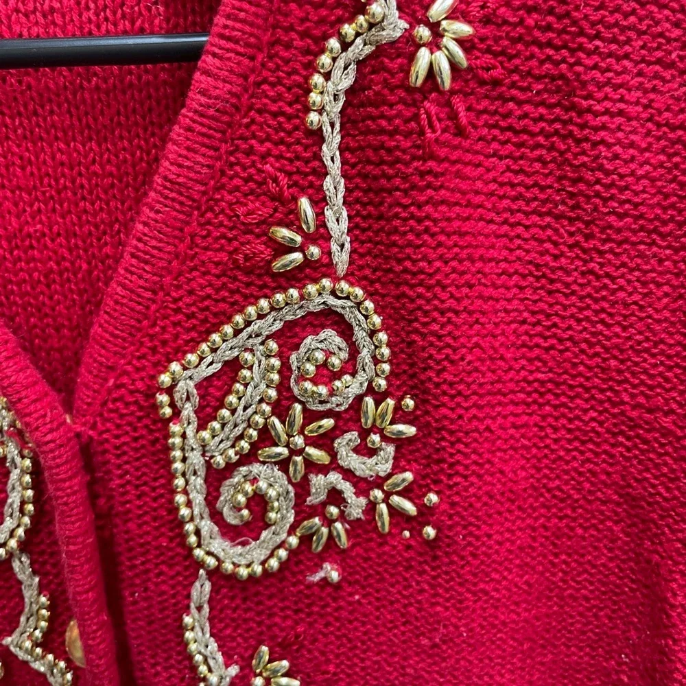 VINTAGE KATHIE LEE EMBELLISHED AND‎ EMBROIDERED RED SWEATER VEST